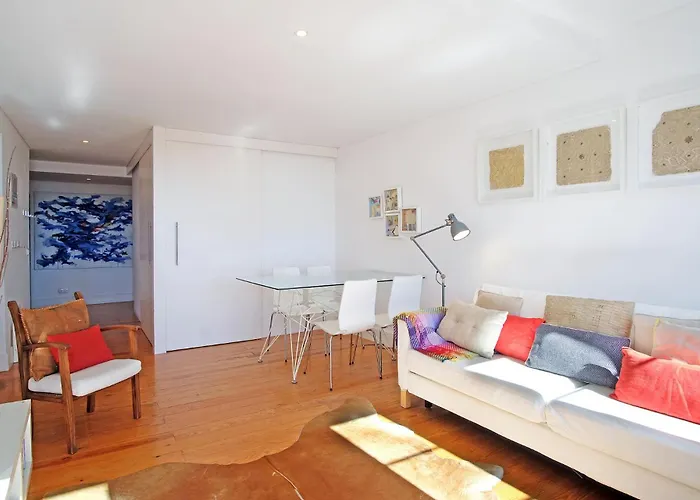 Dpj Comfort & Light In Downtown! With A Stunning View! * Lisboa