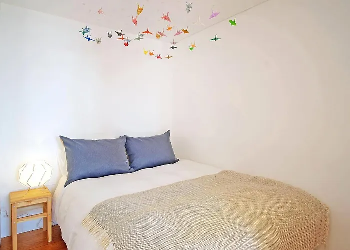 Dpj Comfort & Light In Downtown! With A Stunning View! *